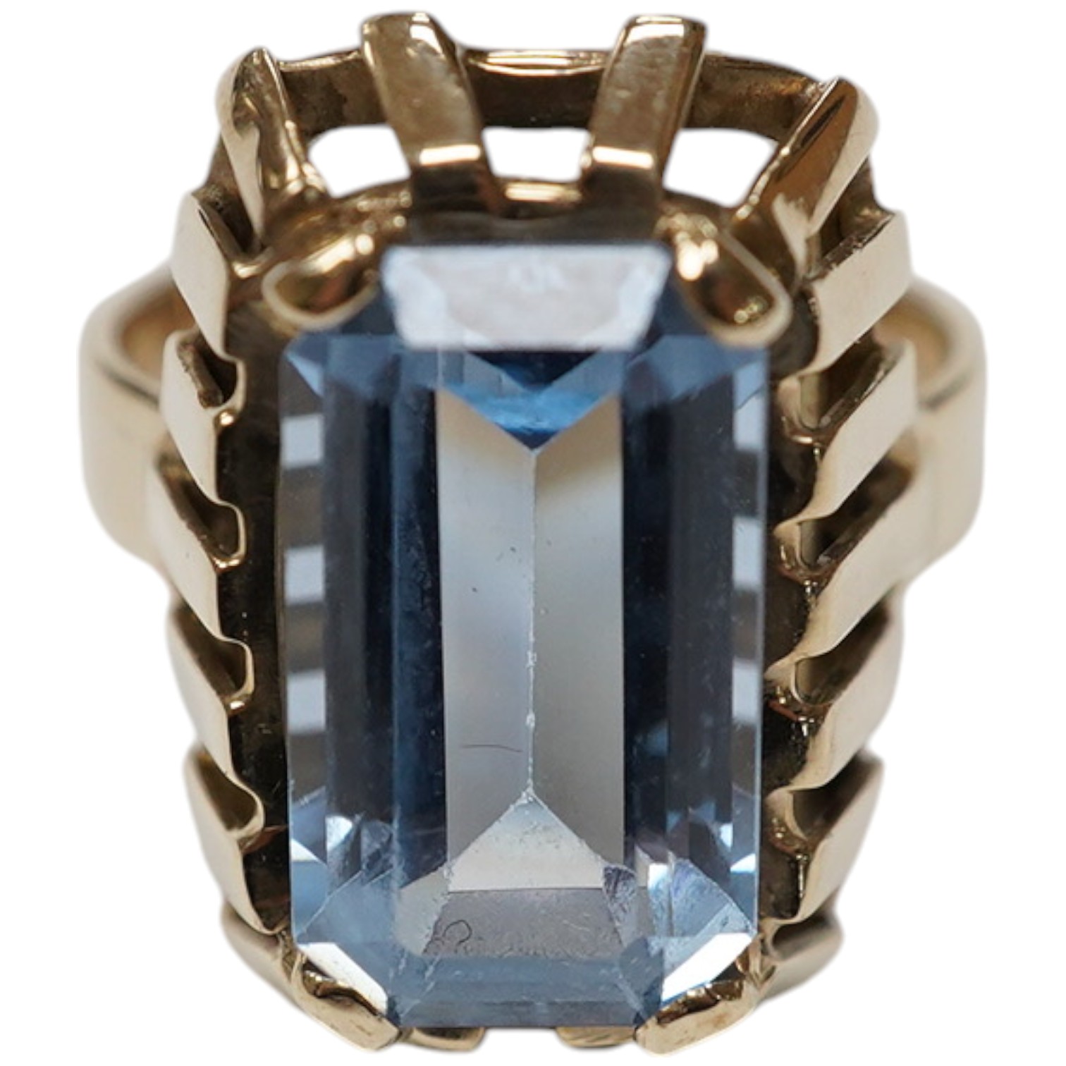 An 8ct yellow metal and single stone synthetic blue spinel set dress ring, size P, gross weight 7.3 grams, Condition - fair to good.